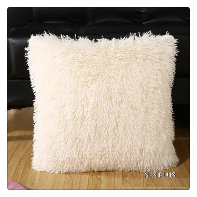 Pluszowa poszewka na poduszkę 43x43cm