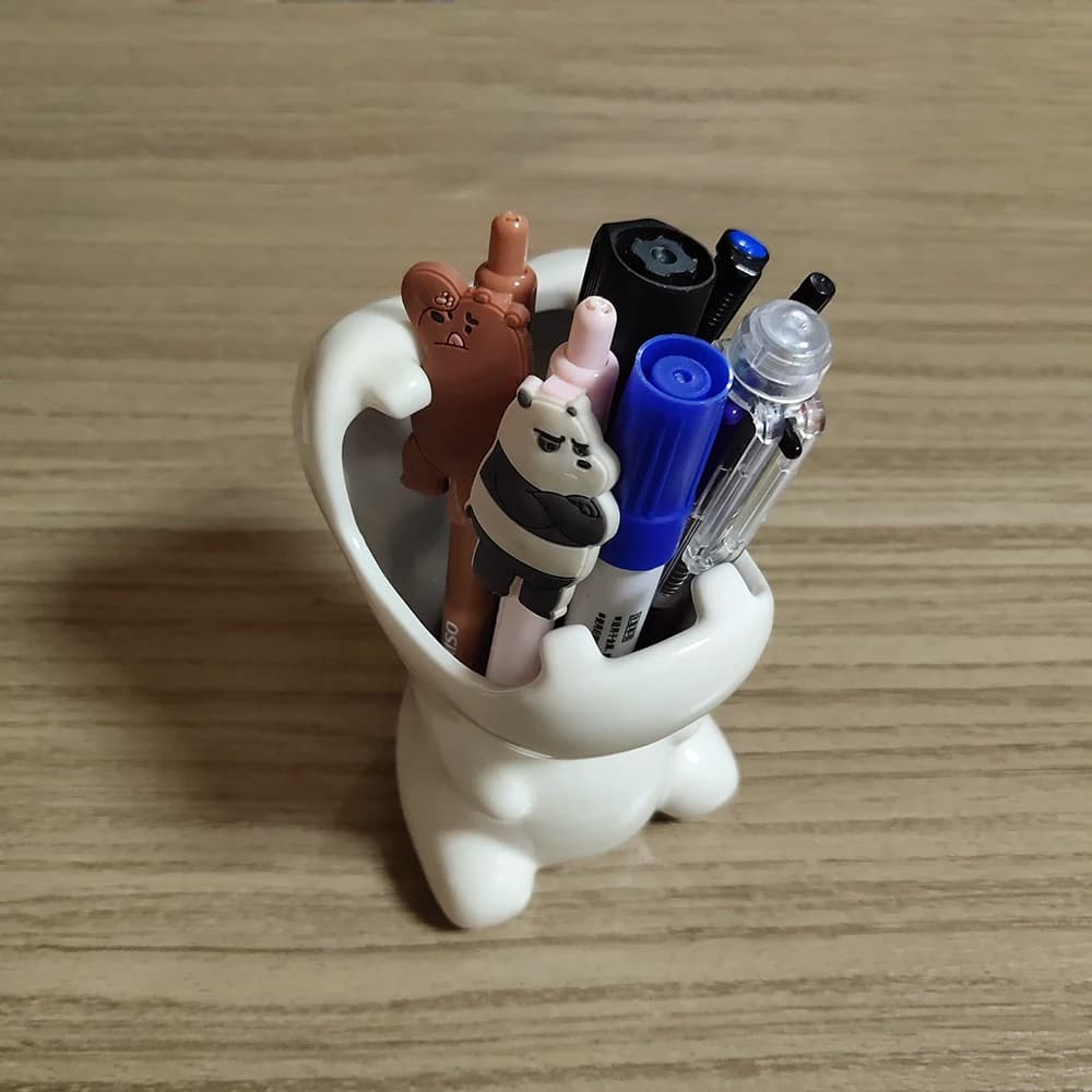 Biała ceramiczna Hippo  doniczka dekoracyjna