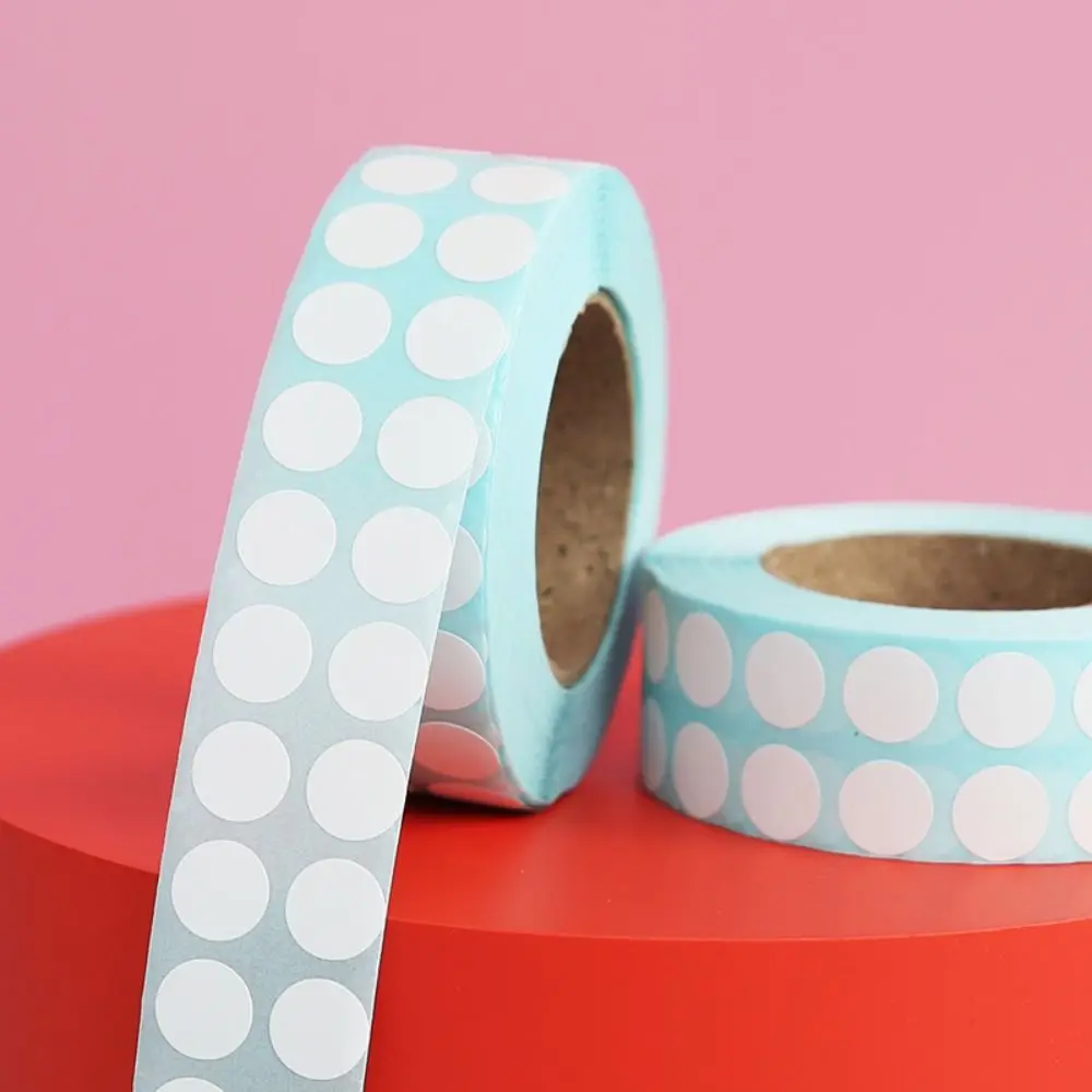 Samoprzylepne etykiety papierowe na rolce – białe naklejki do opisywania